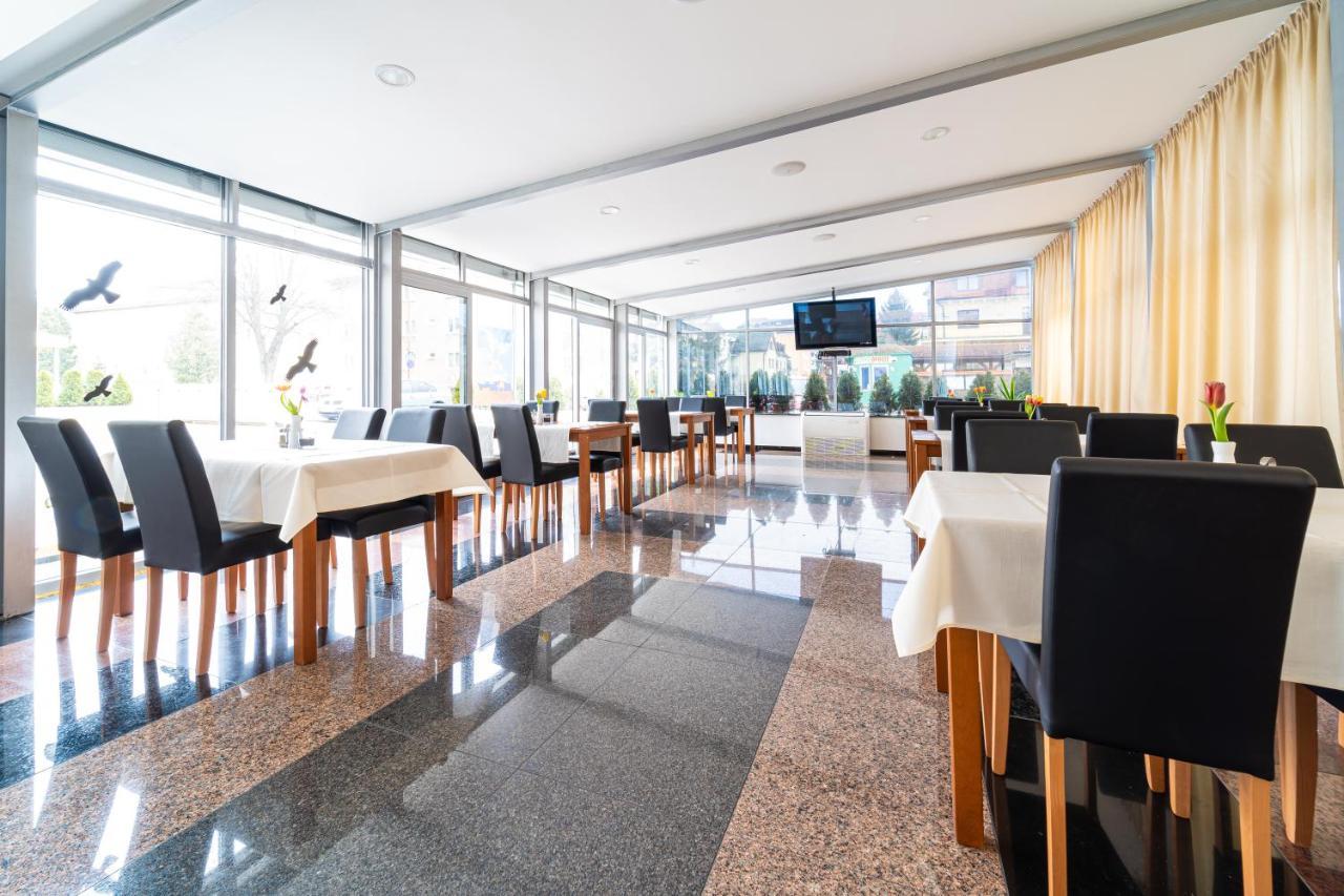 Hotel Artin Bardejov Ngoại thất bức ảnh