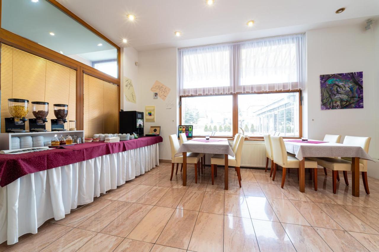Hotel Artin Bardejov Ngoại thất bức ảnh