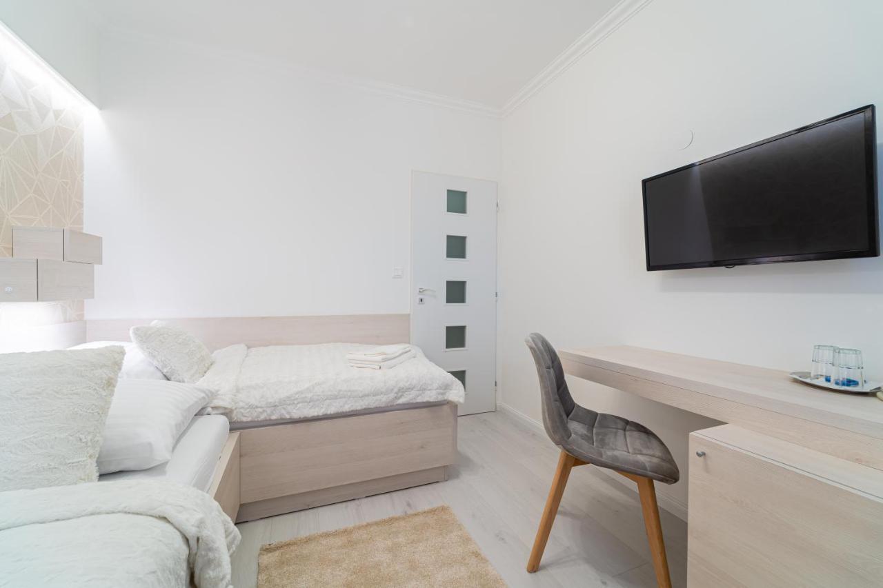 Hotel Artin Bardejov Ngoại thất bức ảnh
