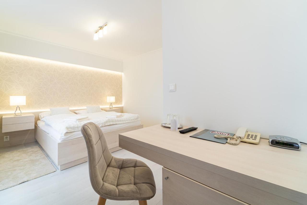 Hotel Artin Bardejov Ngoại thất bức ảnh